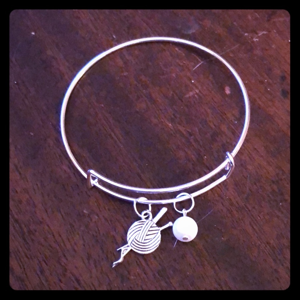 🧶💙Pearl Knitting Yarn Adjustable Bracelet💙🧶